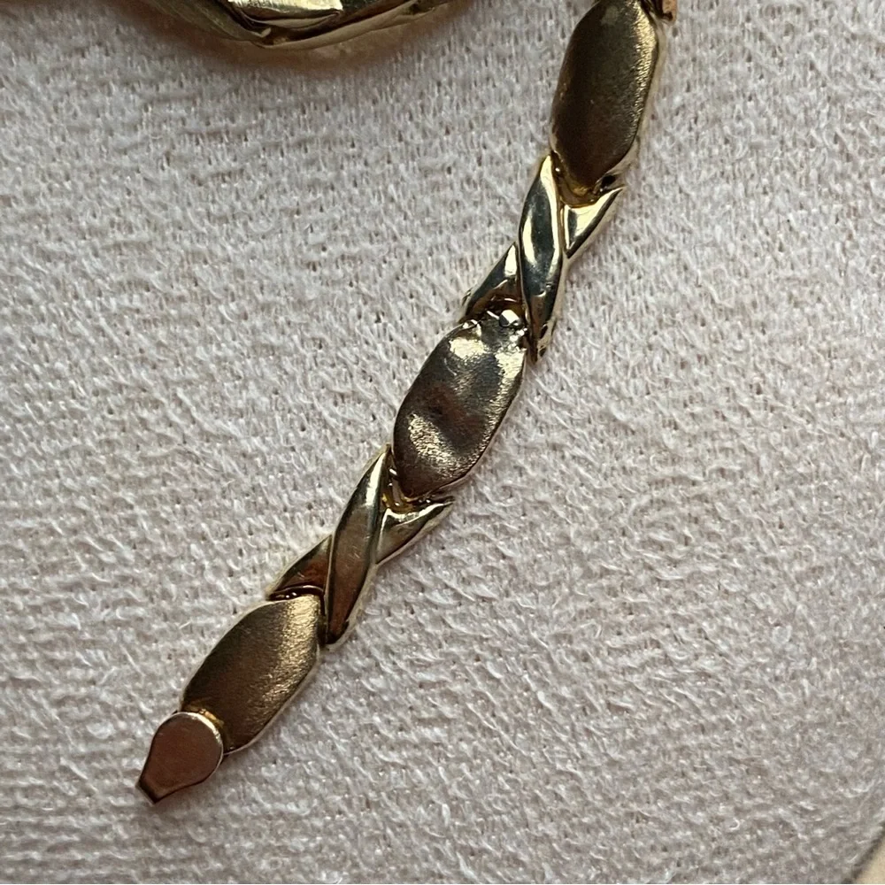 BEAUTIFUL SOLID 10K YELLOW GOLD VINTAGE Hugs & Kisses XOXO Matching Set 10K - Picture 12 of 15